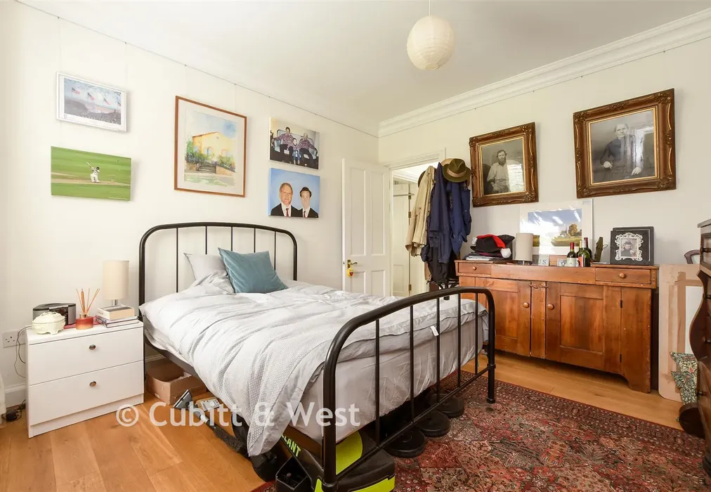 Bedroom 2 - Royal Earlswood Park, Redhill, Surrey - Wards of Kent