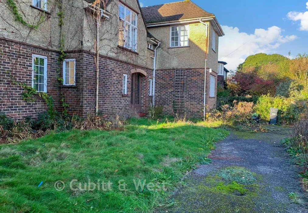 Driveway - Ladbroke Road, Redhill, Surrey - Wards of Kent