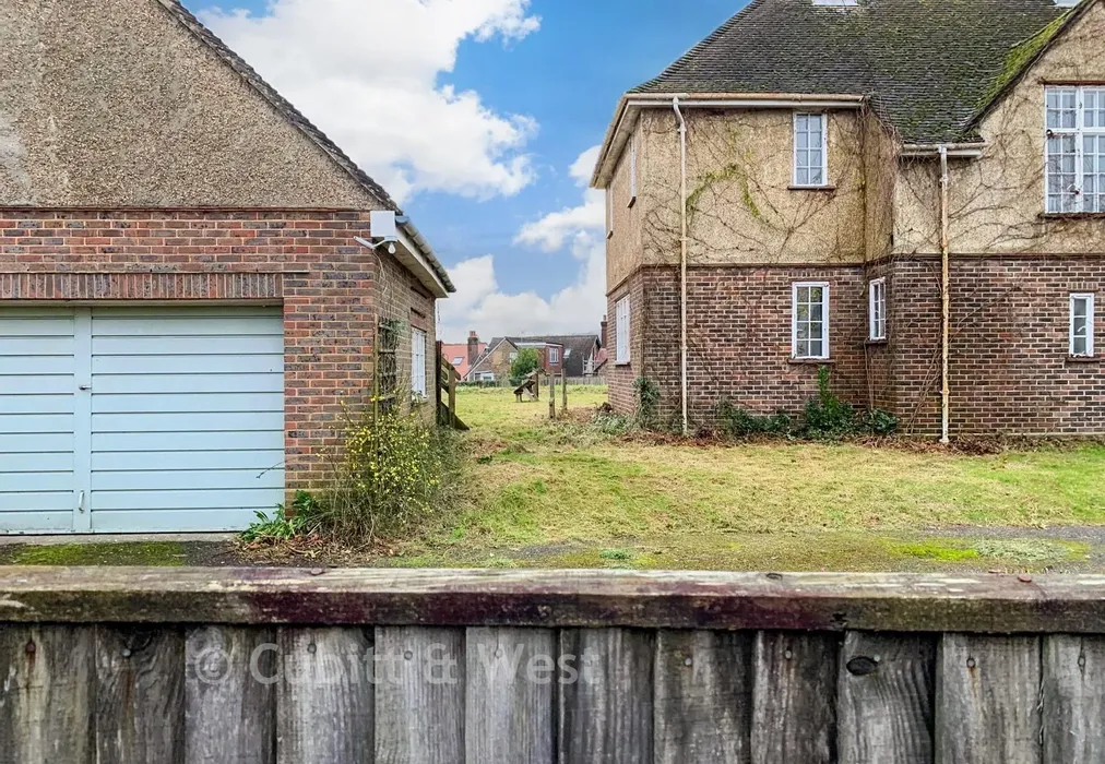 Garage - Ladbroke Road, Redhill, Surrey - Wards of Kent