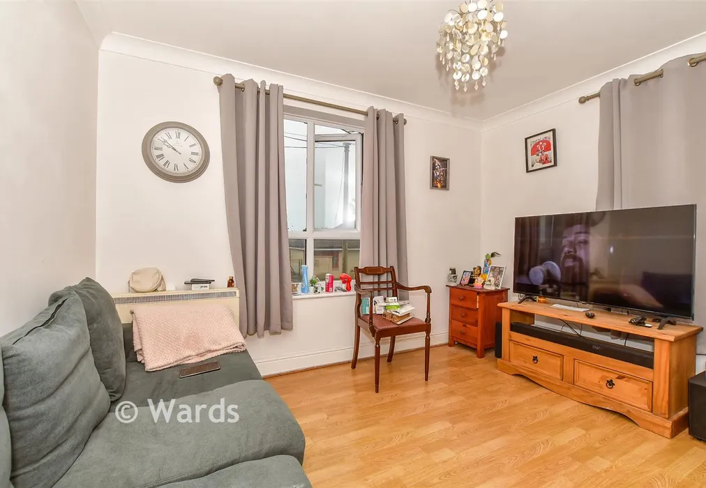 Lounge/ Kitchen - Mountfield Road, New Romney, Kent - Wards of Kent