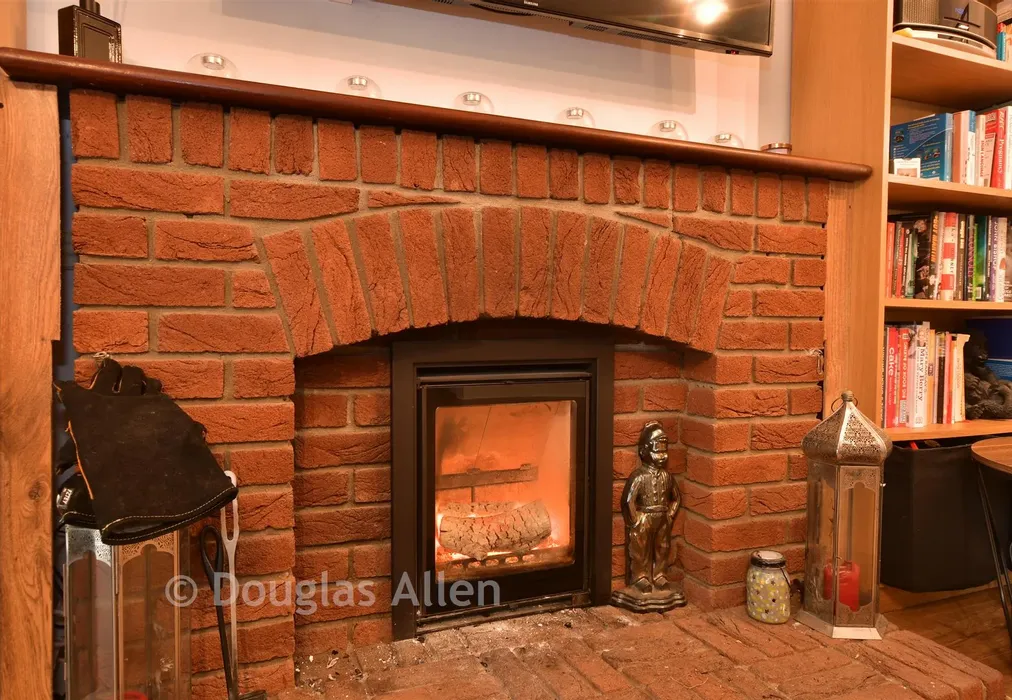 Internal Feature - Conifer Drive, Warley, Brentwood, Essex - Wards of Kent