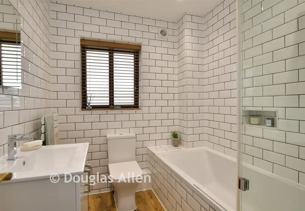 Bathroom - Conifer Drive, Warley, Brentwood, Essex - Wards of Kent