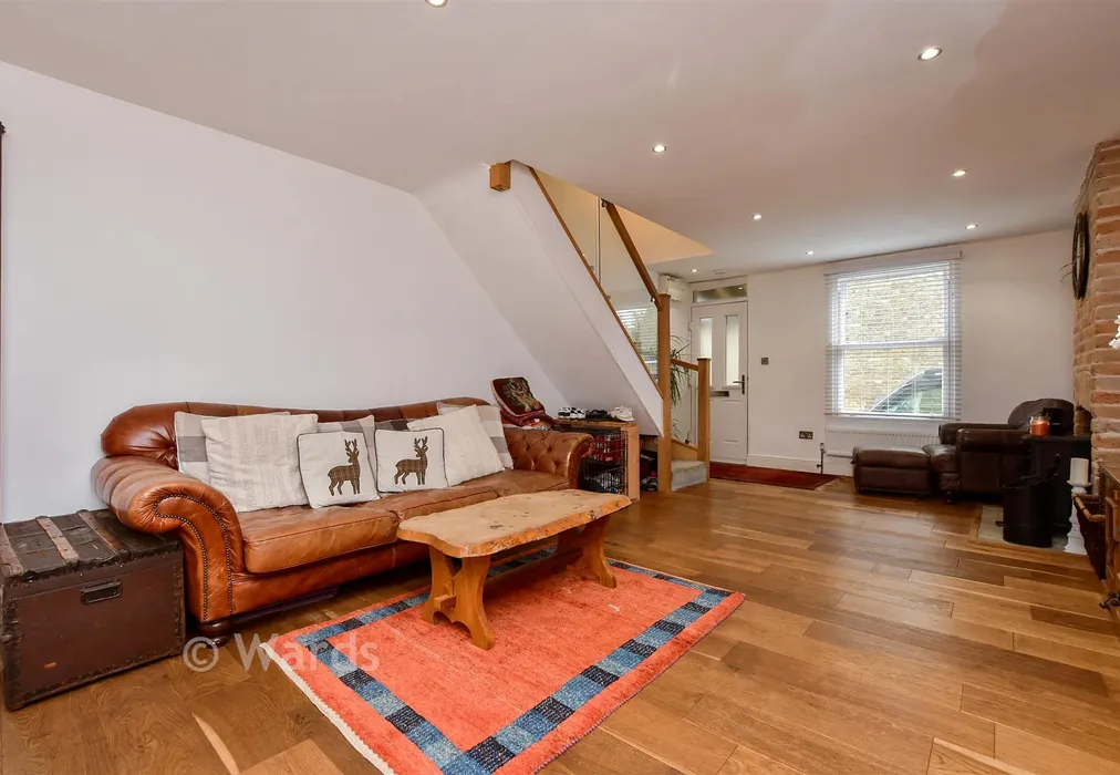 Lounge - Church Hill, Temple Ewell, Dover, Kent - Wards of Kent