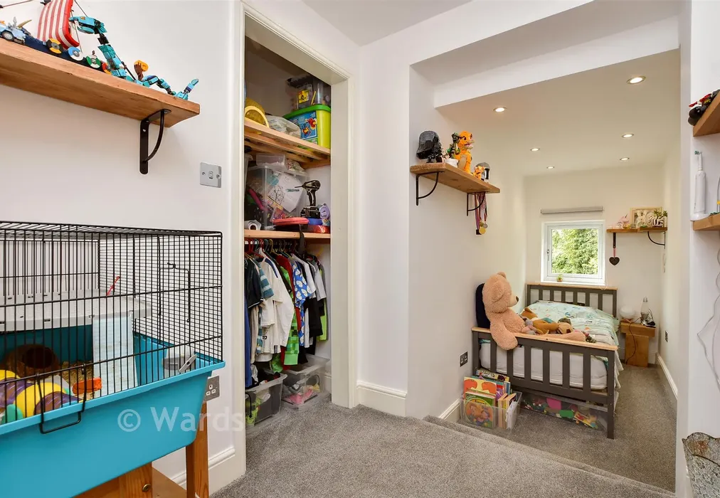 Bedroom 3 - Church Hill, Temple Ewell, Dover, Kent - Wards of Kent
