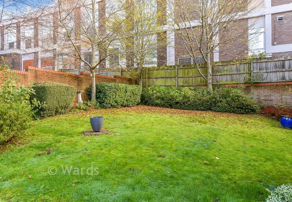 Communal Gardens - Culverden Park, Tunbridge Wells, Kent - Wards of Kent