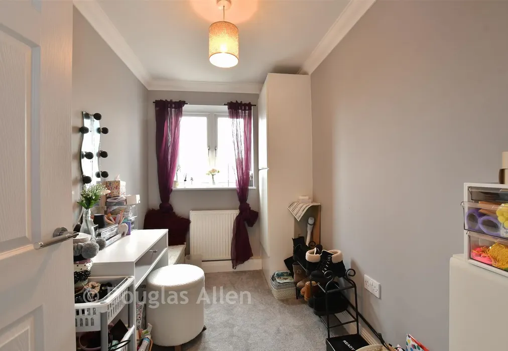 Bedroom 3 - Lower Southend Road, Wickford, Essex - Wards of Kent