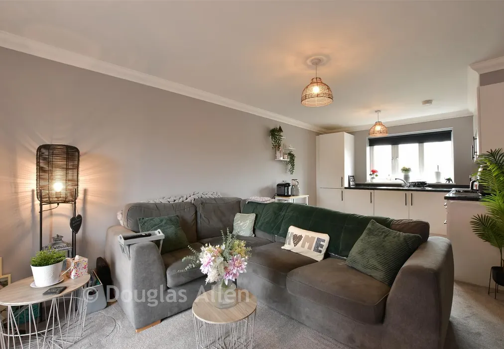 Lounge/Kitchen/Dining Room - Lower Southend Road, Wickford, Essex - Wards of Kent