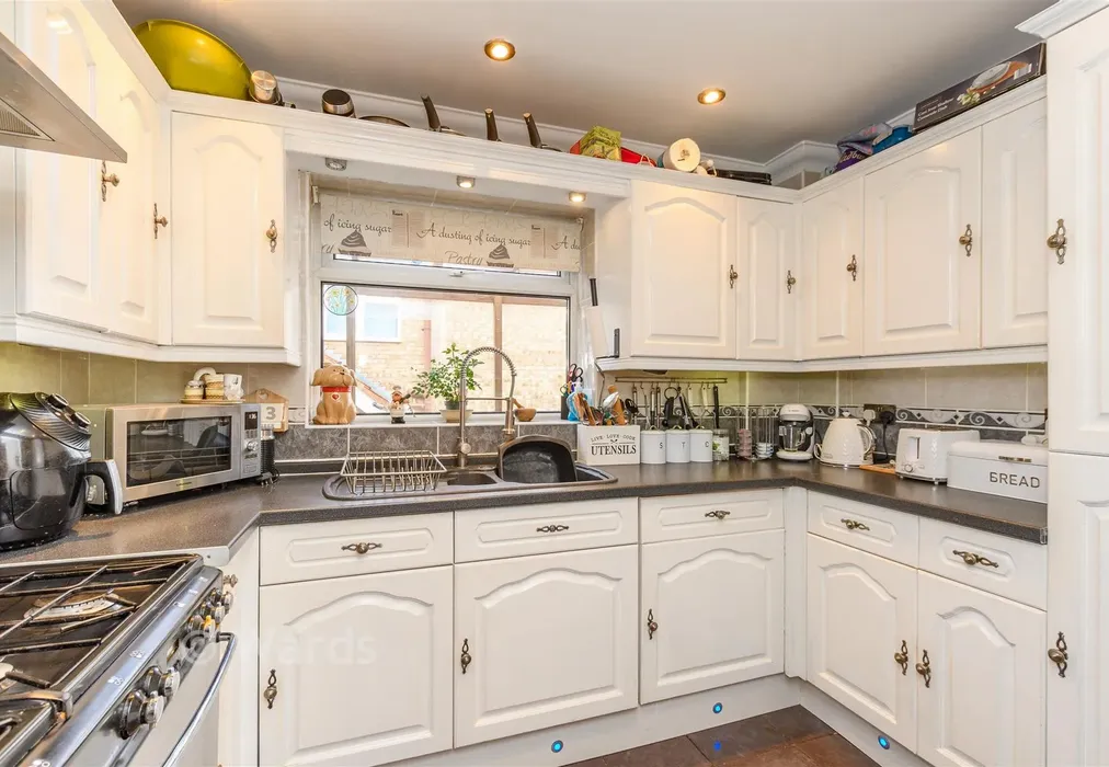 Kitchen - Woolwich Close, Chatham, Kent - Wards of Kent