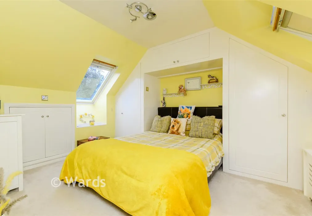 Bedroom 1 - Woolwich Close, Chatham, Kent - Wards of Kent