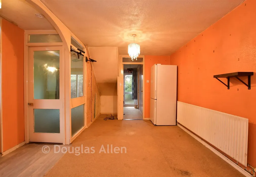 Kitchen/Dining Room - Wisteria Court, Laindon, Basildon, Essex - Wards of Kent