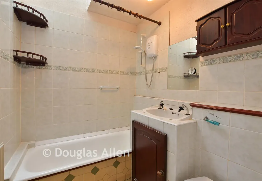 Bathroom - Wisteria Court, Laindon, Basildon, Essex - Wards of Kent