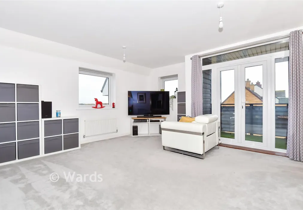 Lounge - Finn Farm Road, Ashford, Kent - Wards of Kent