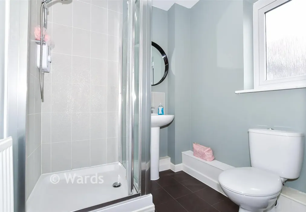 En-Suite Shower Room - Finn Farm Road, Ashford, Kent - Wards of Kent