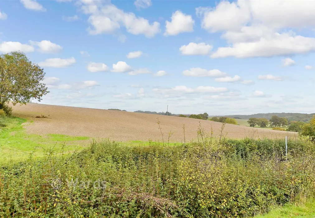 Views To Front - Bonnington Road, Bilsington, Ashford, Kent - Wards of Kent