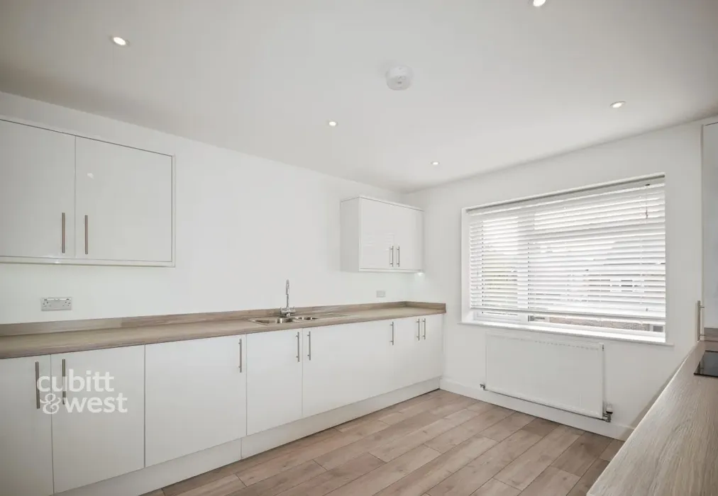 4 Abbeyfield - 5 - Richmond Avenue Bognor Regis PO21 - Wards of Kent
