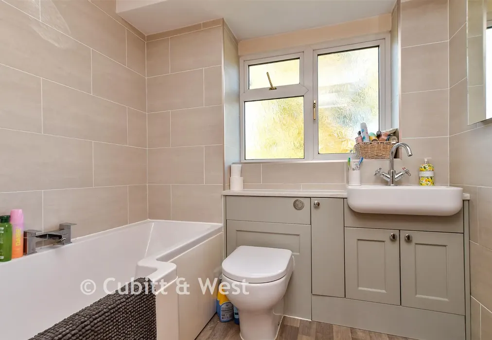 Bathroom - Oakmede Way, Ringmer, East Sussex - Wards of Kent
