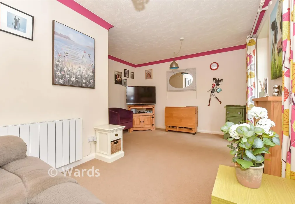 Lounge - Drew Lane, Deal, Kent - Wards of Kent