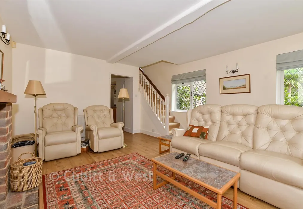 Lounge - Holtye Road, East Grinstead, West Sussex - Wards of Kent