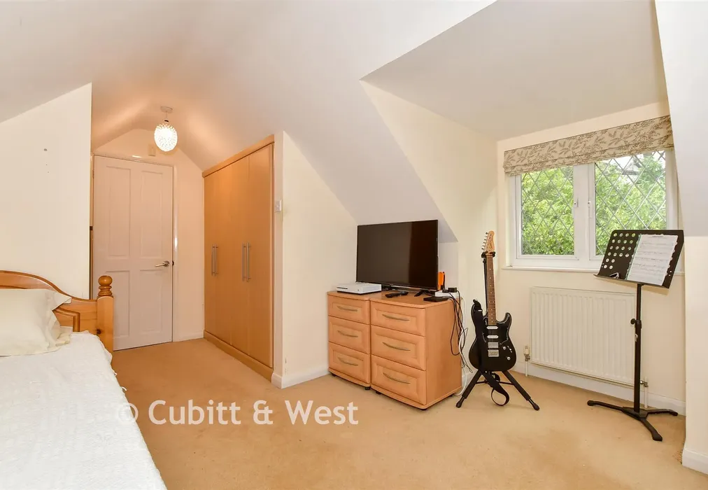 Bedroom 3 - Holtye Road, East Grinstead, West Sussex - Wards of Kent