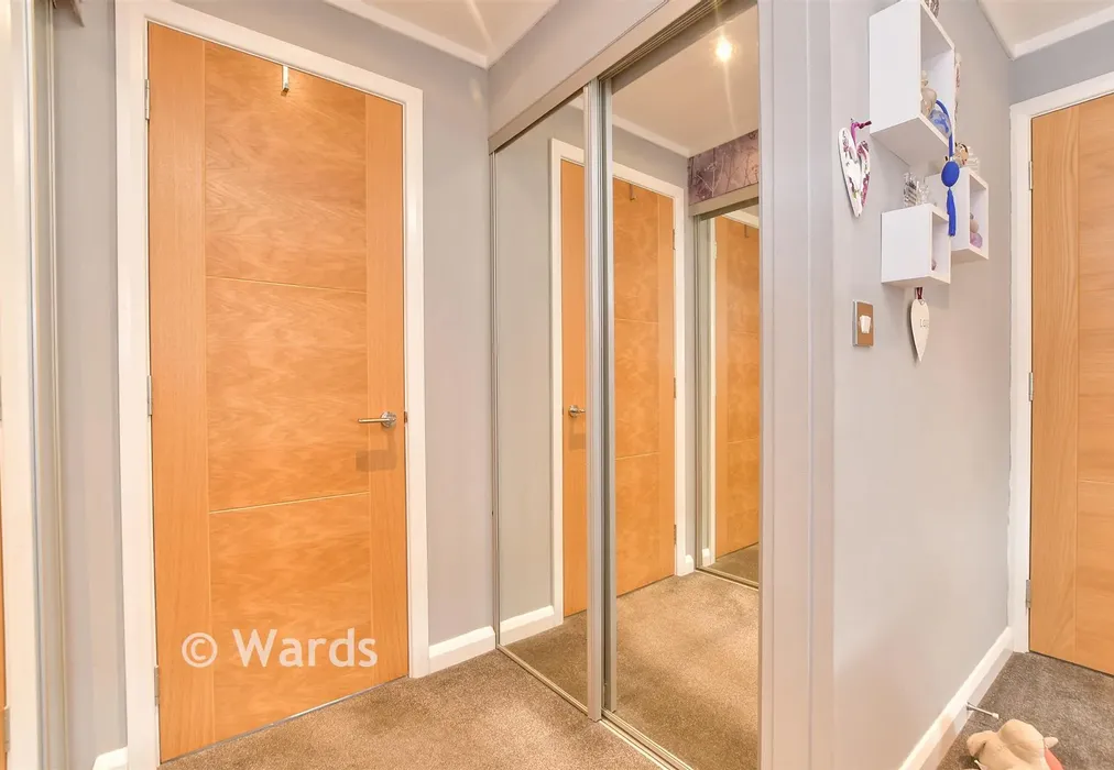 Dressing Area - Wateringbury Road, East Malling, Kent - Wards of Kent