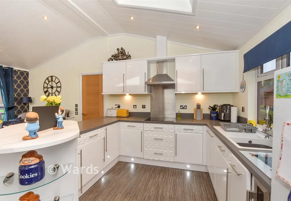 Kitchen/Lounge/Dining Area - Wateringbury Road, East Malling, Kent - Wards of Kent
