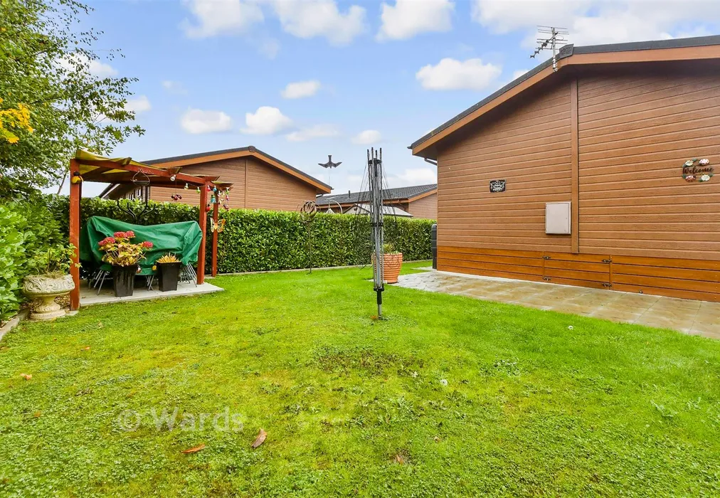 Rear Garden - Wateringbury Road, East Malling, Kent - Wards of Kent