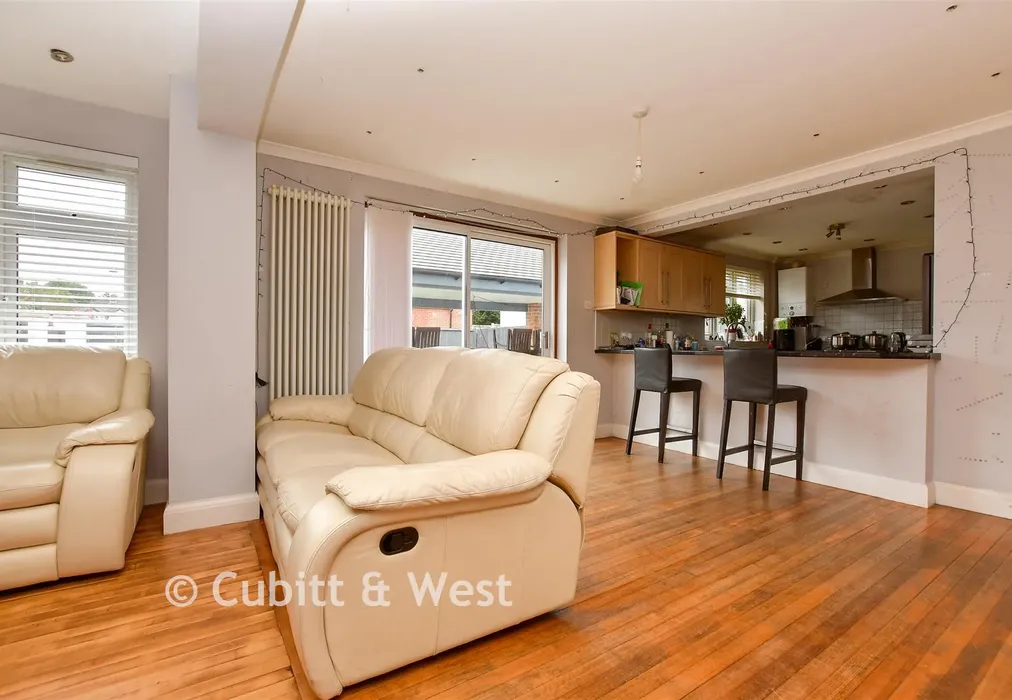 Internal Lifestyle Photograph - Wickham Road, Shirley, Croydon, Surrey - Wards of Kent