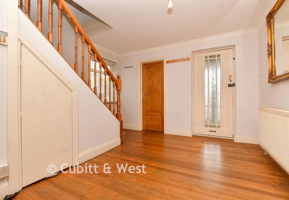 Entrance Hall - Wickham Road, Shirley, Croydon, Surrey - Wards of Kent
