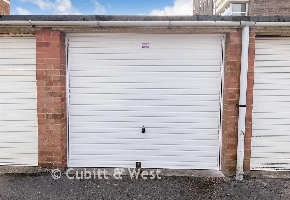 Garage - West Parade, Worthing, West Sussex - Wards of Kent
