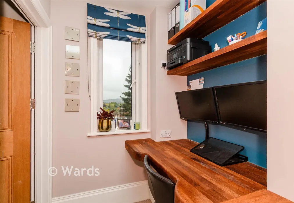 Landing - Seal Road, Sevenoaks, Kent - Wards of Kent