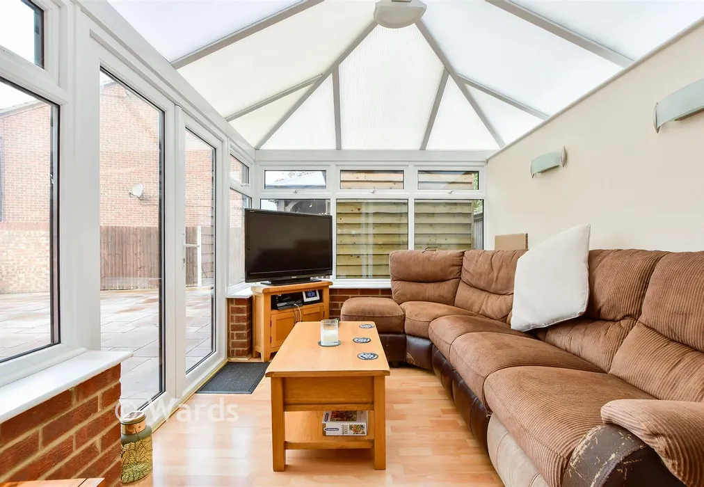 Conservatory - Barrington Crescent, Birchington, Kent - Wards of Kent