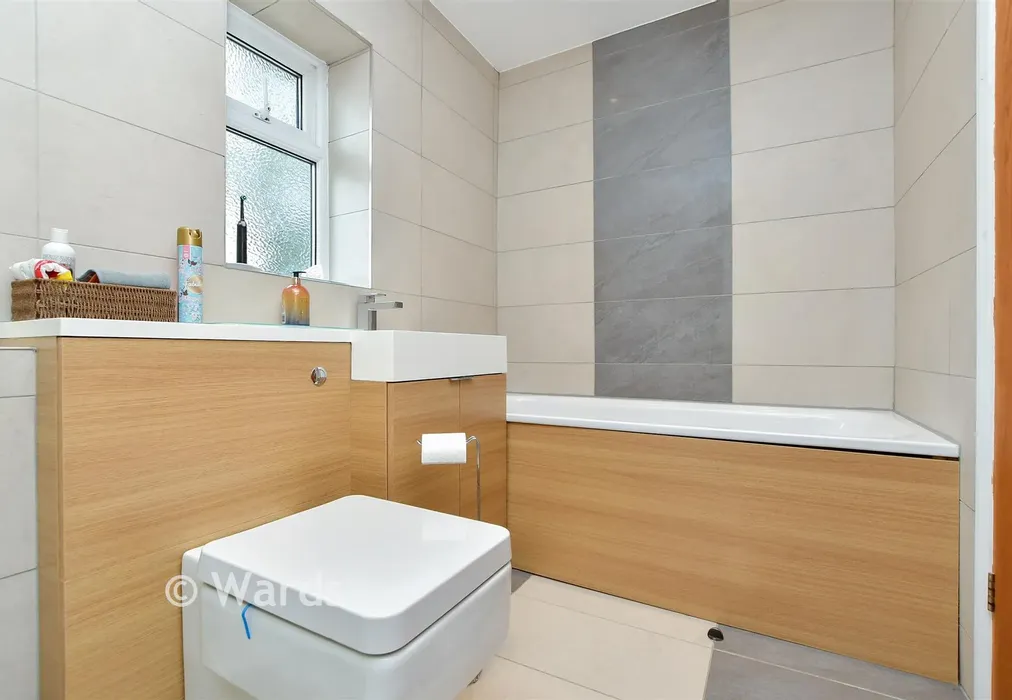Bathroom - Barrington Crescent, Birchington, Kent - Wards of Kent