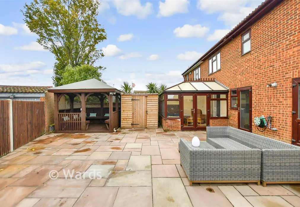 Rear Garden - Barrington Crescent, Birchington, Kent - Wards of Kent