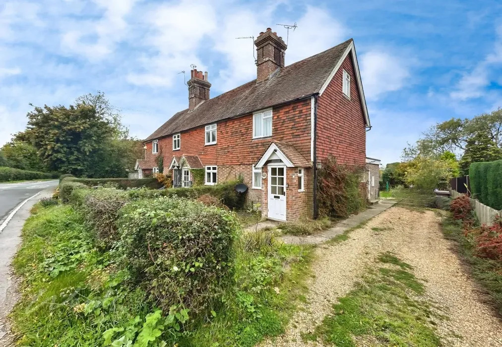 front - Pashley Road Ticehurst TN5 - Wards of Kent