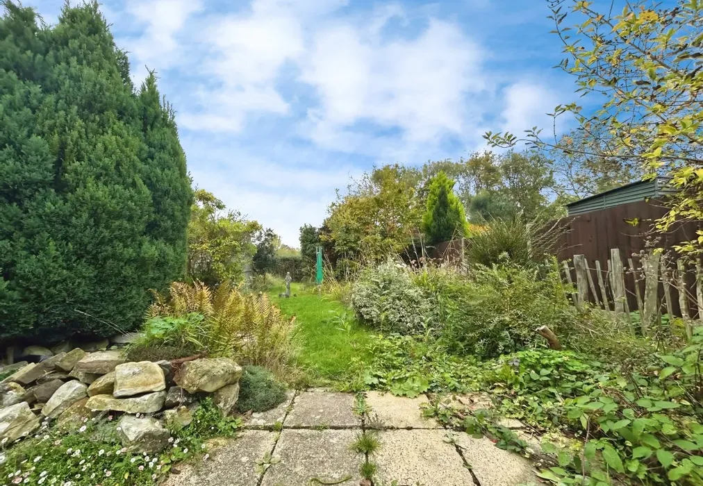 garden - Pashley Road Ticehurst TN5 - Wards of Kent