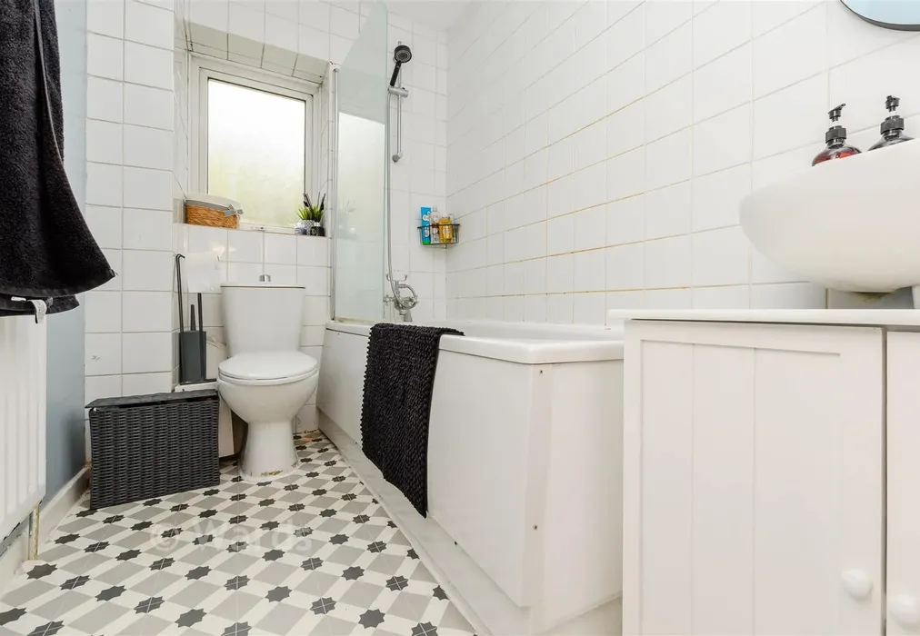 Bathroom - Highview, Vigo, Gravesend, Kent - Wards of Kent