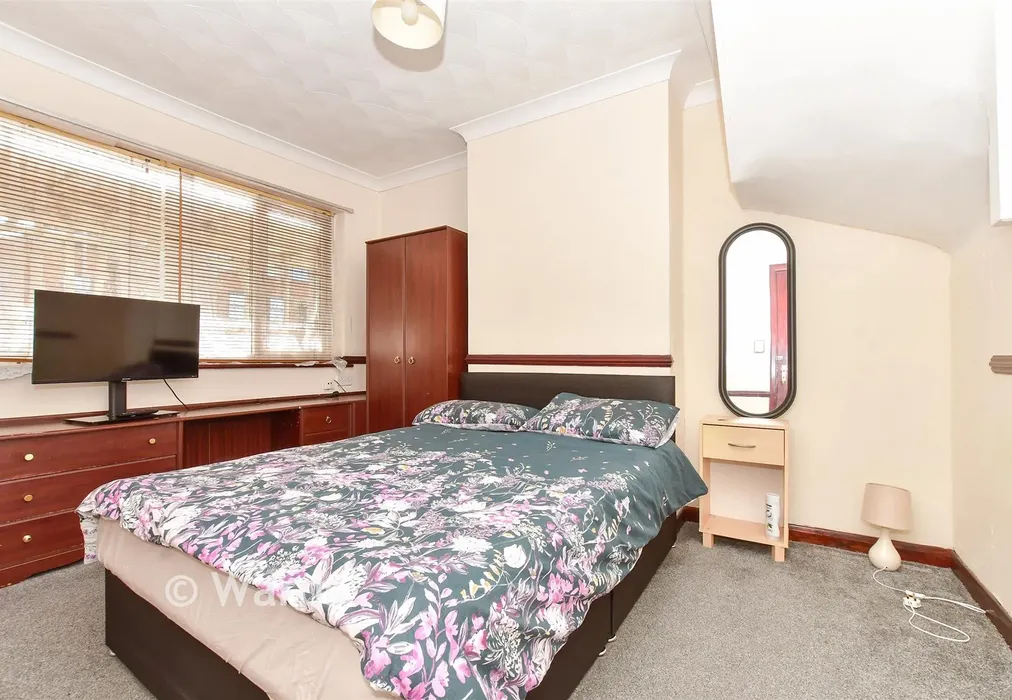Bedroom 1 - Northdown Road, Margate, Kent - Wards of Kent