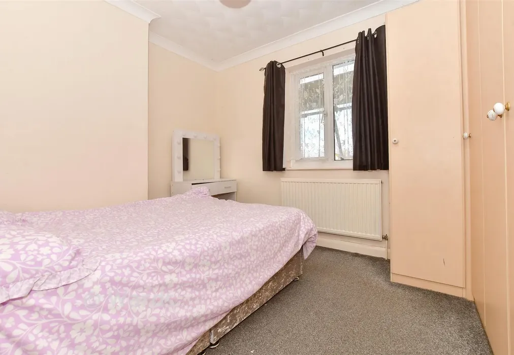 Bedroom 2 - Northdown Road, Margate, Kent - Wards of Kent