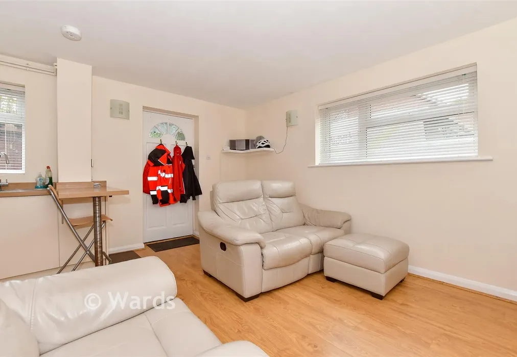 Lounge/ Kitchen - College Avenue, Tonbridge, Kent - Wards of Kent