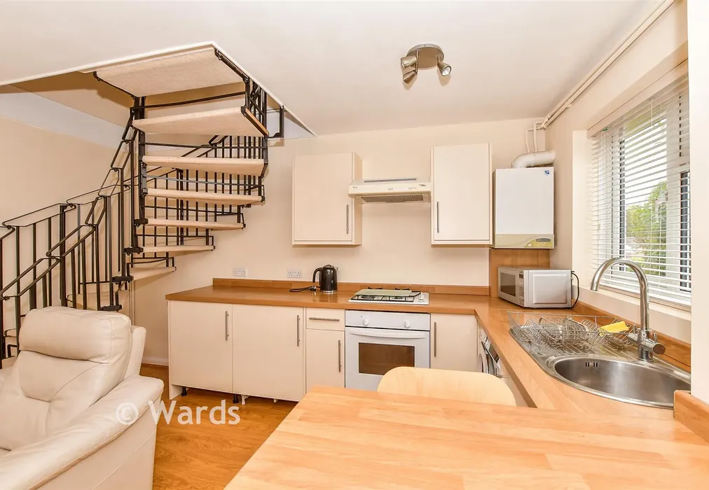 Lounge/ Kitchen - College Avenue, Tonbridge, Kent - Wards of Kent