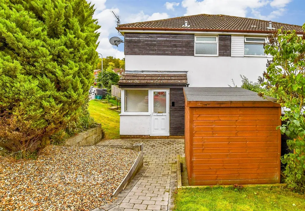 Front Web - College Avenue, Tonbridge, Kent - Wards of Kent