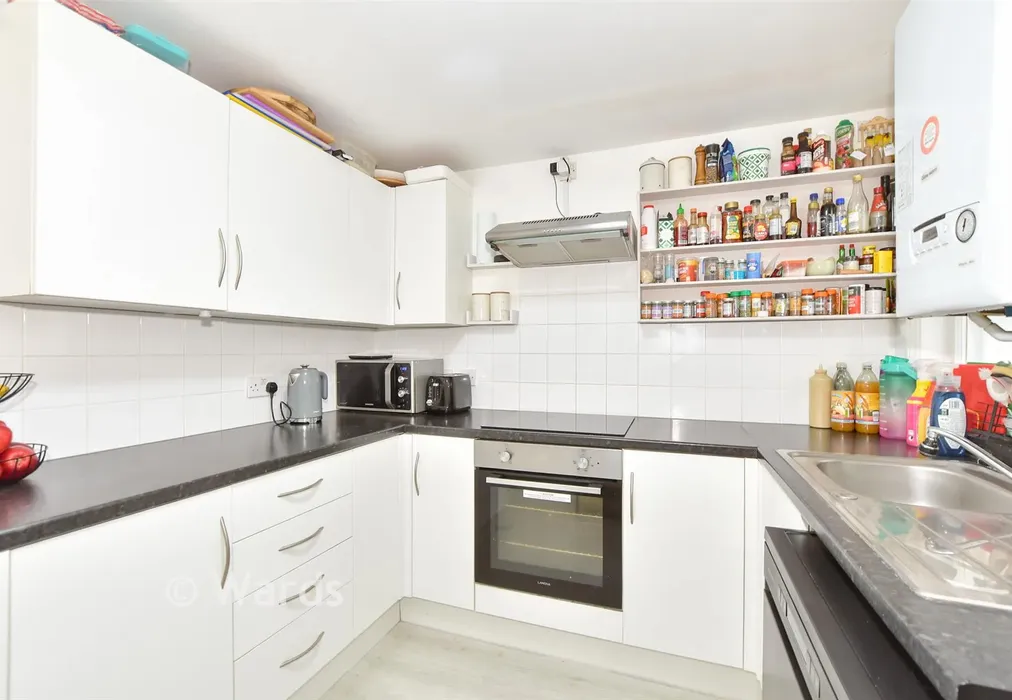 Kitchen - Augusta Gardens, Folkestone, Kent - Wards of Kent