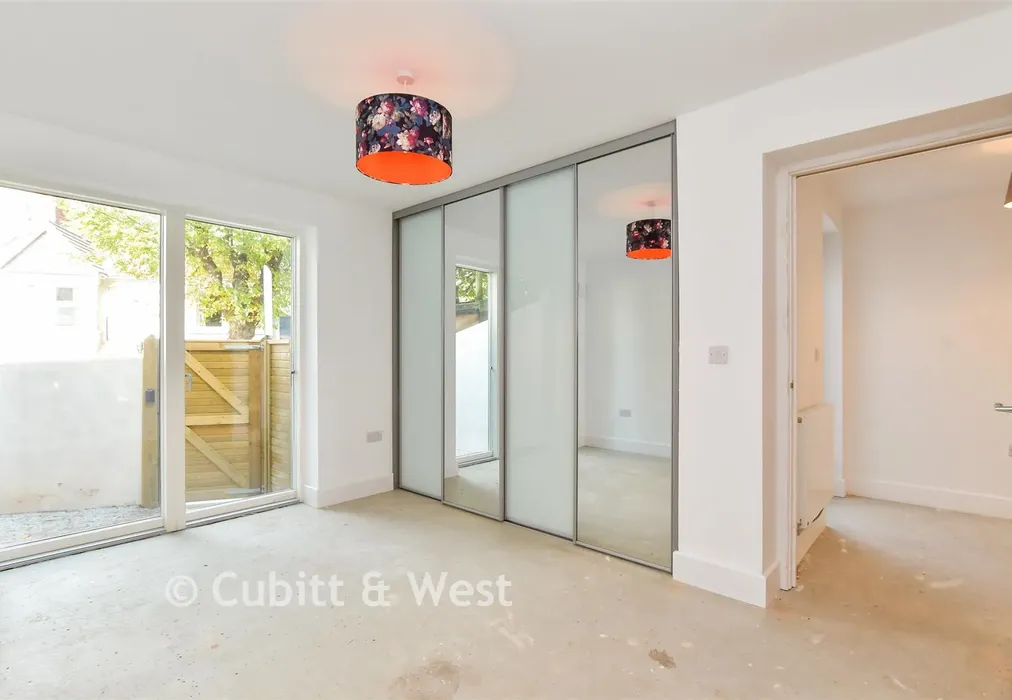 Bedroom 2 - Lowther Road, Brighton, East Sussex - Wards of Kent