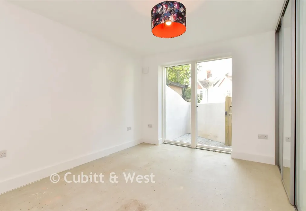 Bedroom 2 - Lowther Road, Brighton, East Sussex - Wards of Kent