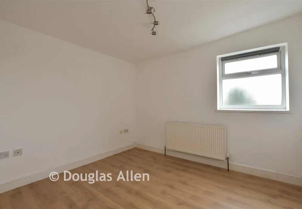 Bedroom 2 - Westwood Road, Ilford, Essex - Wards of Kent