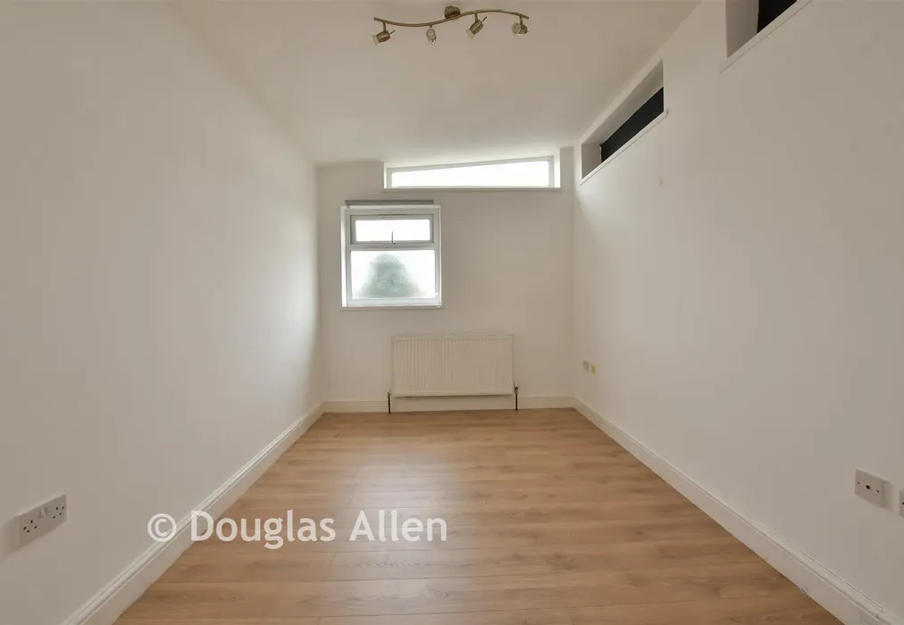 Bedroom 1 - Westwood Road, Ilford, Essex - Wards of Kent