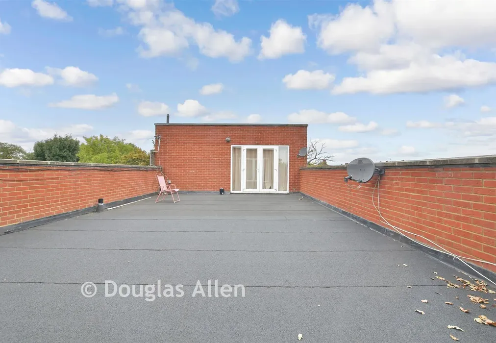 Balcony / Terrace - Westwood Road, Ilford, Essex - Wards of Kent