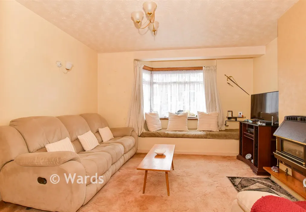 Lounge - Amethyst Avenue, Davis Estate, Chatham, Kent - Wards of Kent