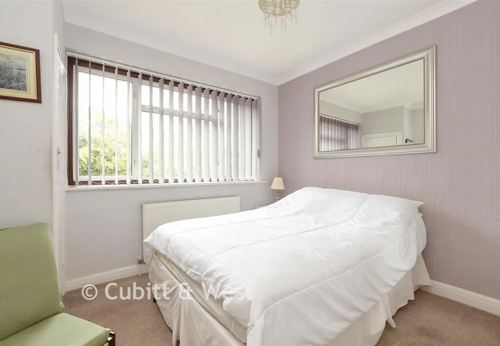 Bedroom 2 - Shirley Avenue, Redhill, Surrey - Wards of Kent