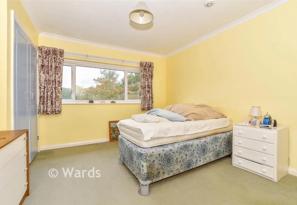 Bedroom 2 - Brook Street, Tonbridge, Kent - Wards of Kent
